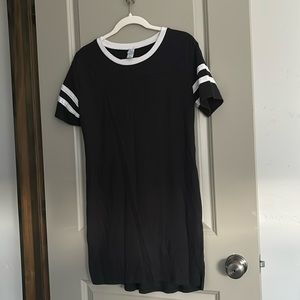 Alternative T-shirt dress